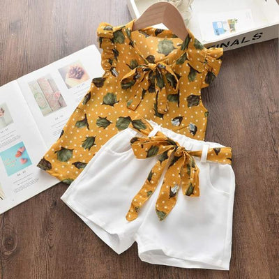 Sleeveless T-shirt and Print Bow Shorts for Girls